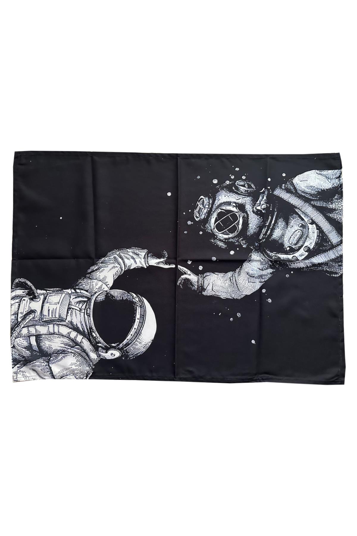 Astronotlar Duvar Halısı 